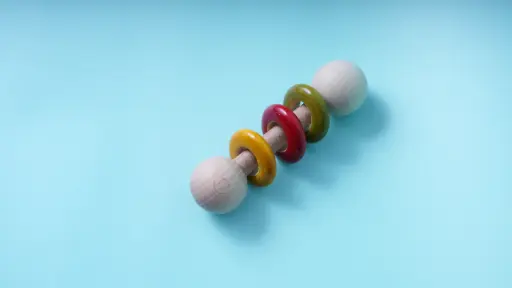 Rattles - Dumbell with rings