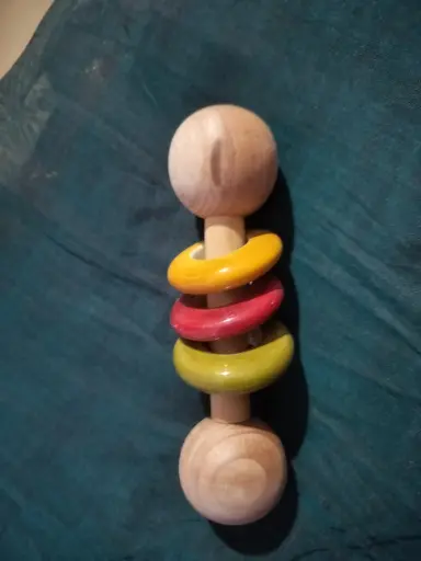 Rattles - Dumbell with rings